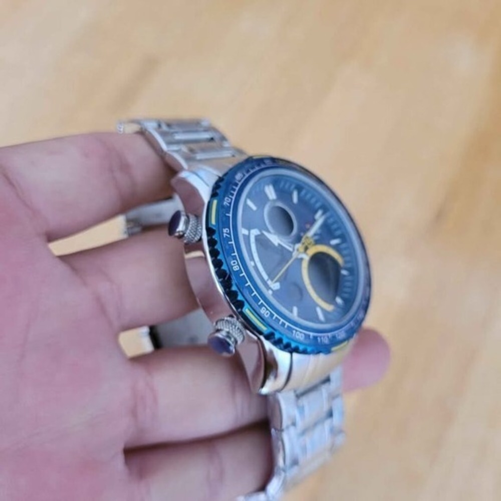 NAVIFORCE New Stylish Dual Display Watch in Stainless Steel For Men‎ - Picture 7 of 11